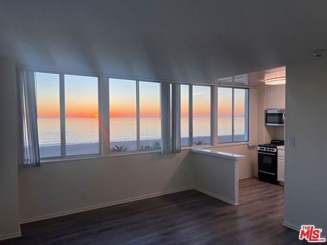 1431 Ocean Avenue 902, Santa Monica, CA 90401