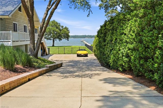 1632 Bay Point DR, Virginia Beach, VA 23454