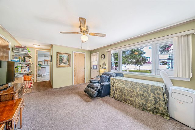 69A Erlanger Boulevard, North Babylon, NY 11703