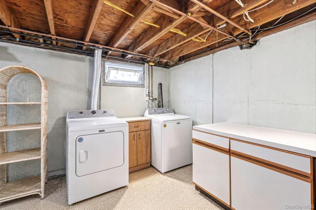 69A Erlanger Boulevard, North Babylon, NY 11703