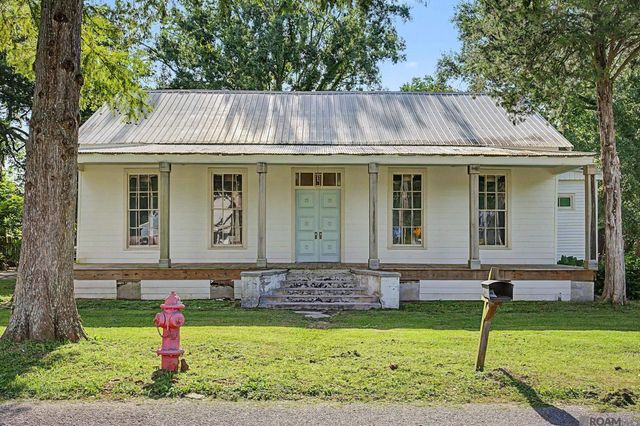 908 N Marchand Ave, Gonzales, LA 70737