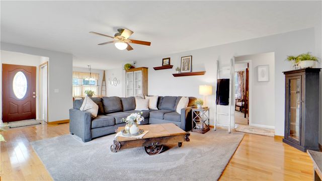 3436 Ridge Road, Williamson, NY 14589