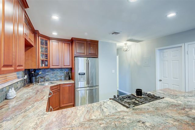 161 Beach 128th Street 1B, Belle Harbor, NY 11694