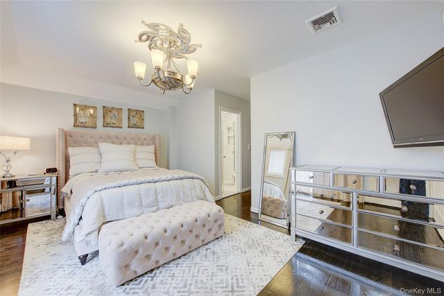 161 Beach 128th Street 1B, Belle Harbor, NY 11694