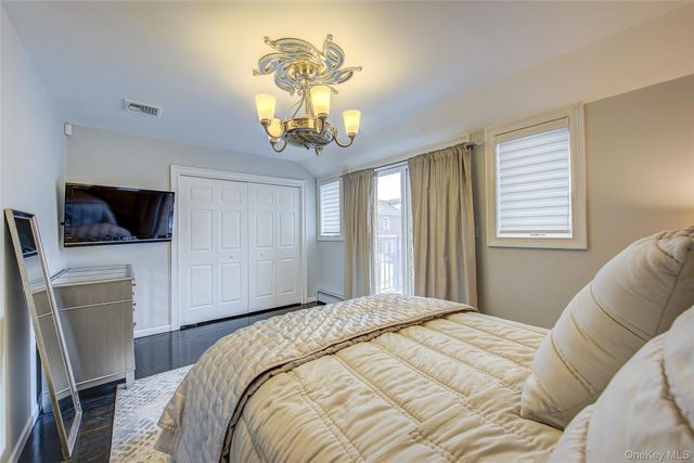 161 Beach 128th Street 1B, Belle Harbor, NY 11694