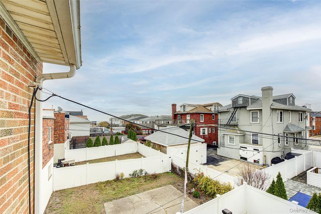 161 Beach 128th Street 1B, Belle Harbor, NY 11694