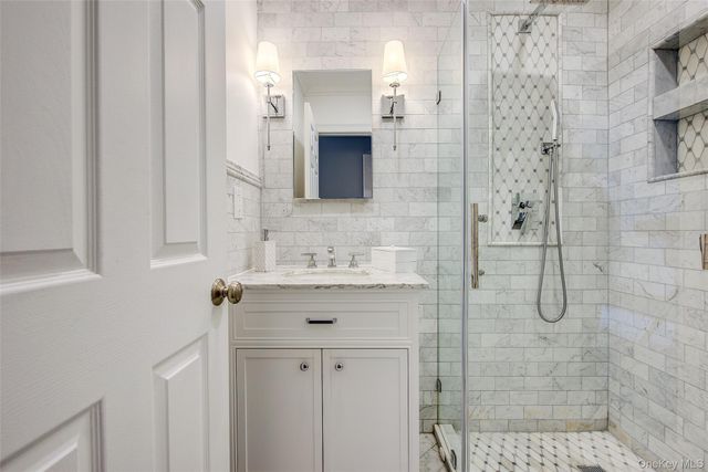 161 Beach 128th Street 1B, Belle Harbor, NY 11694