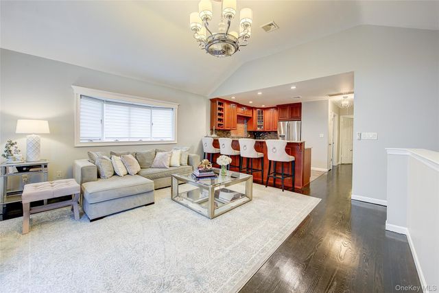 161 Beach 128th Street 1B, Belle Harbor, NY 11694