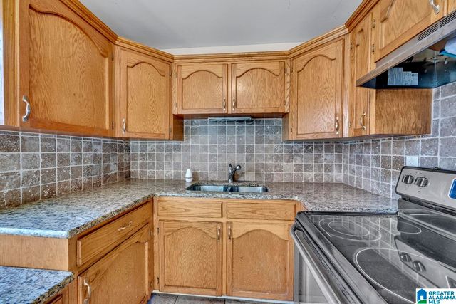 317 3RD COURT, Pleasant Grove, AL 35127