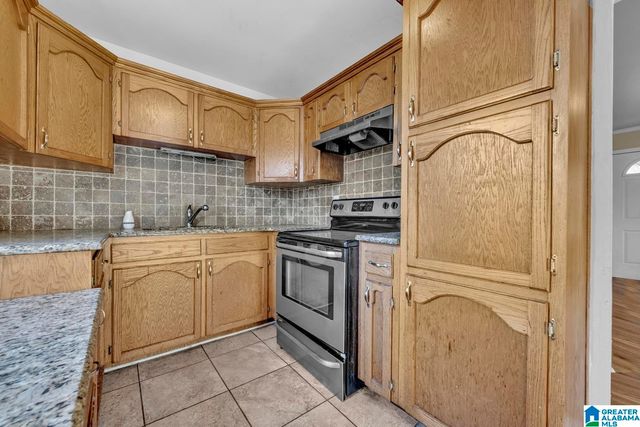 317 3RD COURT, Pleasant Grove, AL 35127