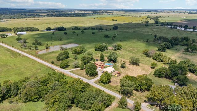 23611 E 300 Road, Chelsea, OK 74016