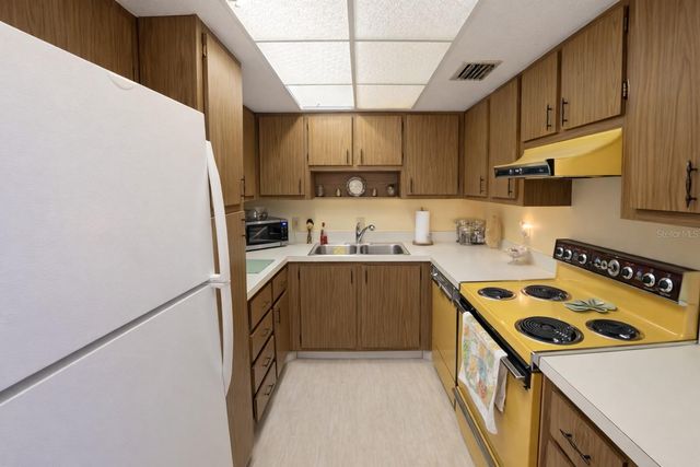 21280 BRINSON AVENUE 106, Port Charlotte, FL 33952