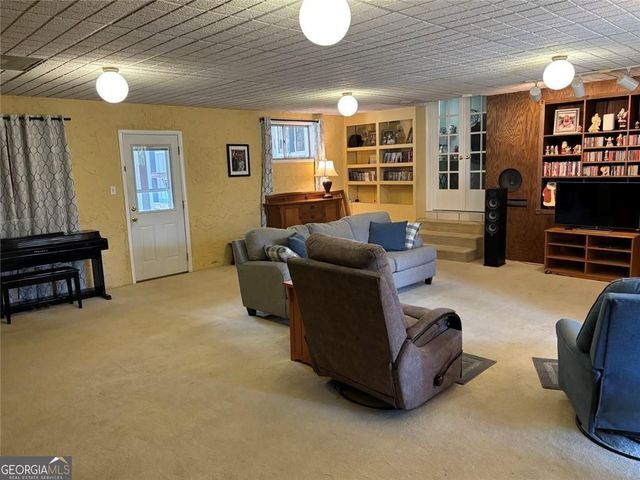 183 Barker Road SW, Rome, GA 30165