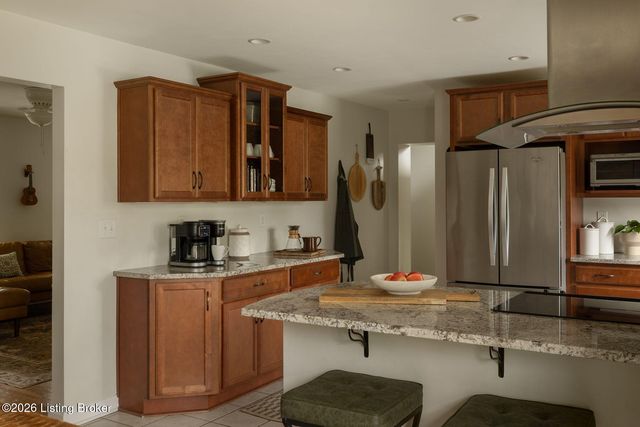 12601 Saint Clair Dr, Louisville, KY 40243