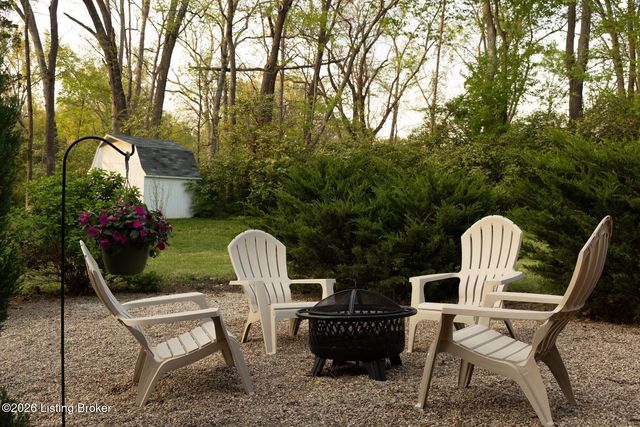 12601 Saint Clair Dr, Louisville, KY 40243