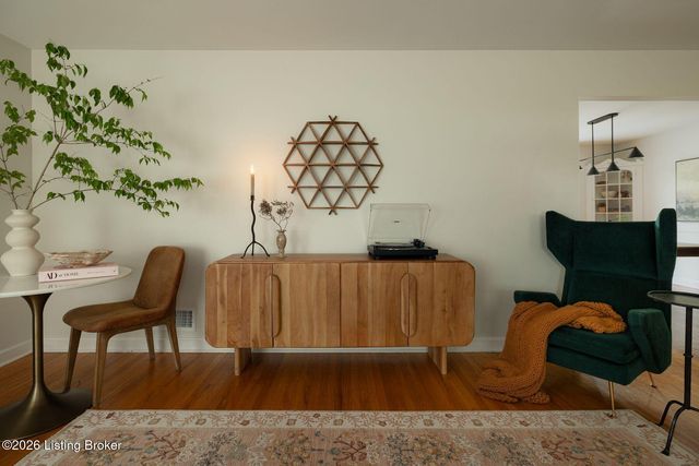 12601 Saint Clair Dr, Louisville, KY 40243