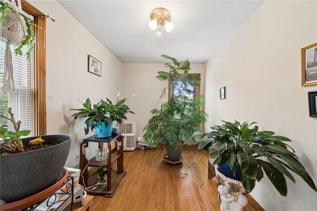 115 Locust St, Jeannette, PA 15644