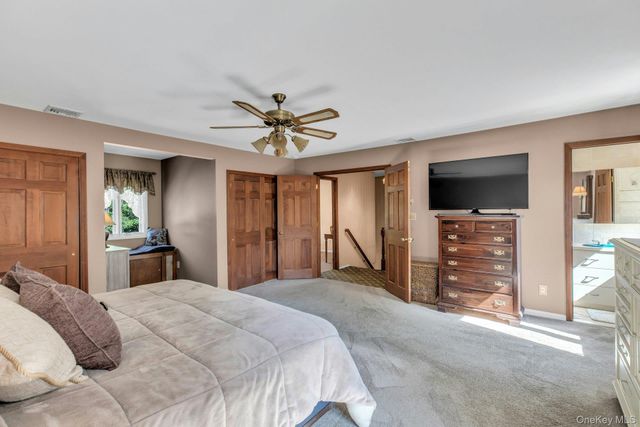 133 Main Avenue, Lake Grove, NY 11755