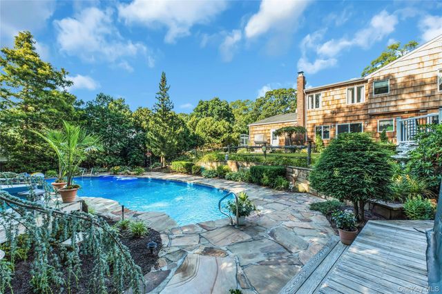 133 Main Avenue, Lake Grove, NY 11755