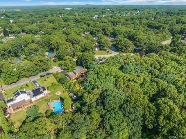 133 Main Avenue, Lake Grove, NY 11755