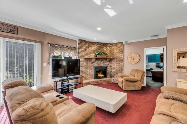 133 Main Avenue, Lake Grove, NY 11755