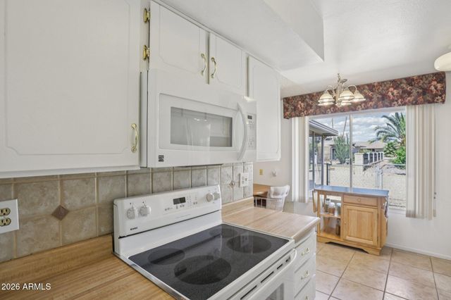 12634 W PAINTBRUSH Drive, Sun City West, AZ 85375