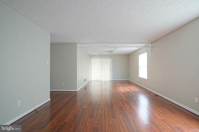 627 BARBADOS DR, Williamstown, NJ 08094