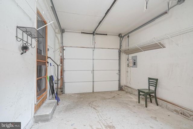 627 BARBADOS DR, Williamstown, NJ 08094