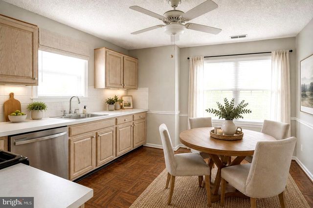 627 BARBADOS DR, Williamstown, NJ 08094