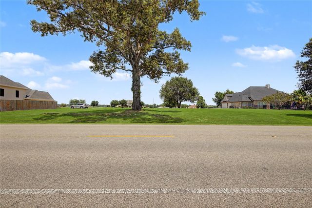 18937 Harbor Side Boulevard, Montgomery, TX 77356