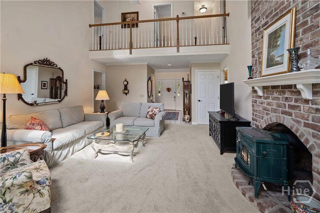 Image 14 of property listing at 791 Turkey Trot Trl, Richmond Hill, GA 31324