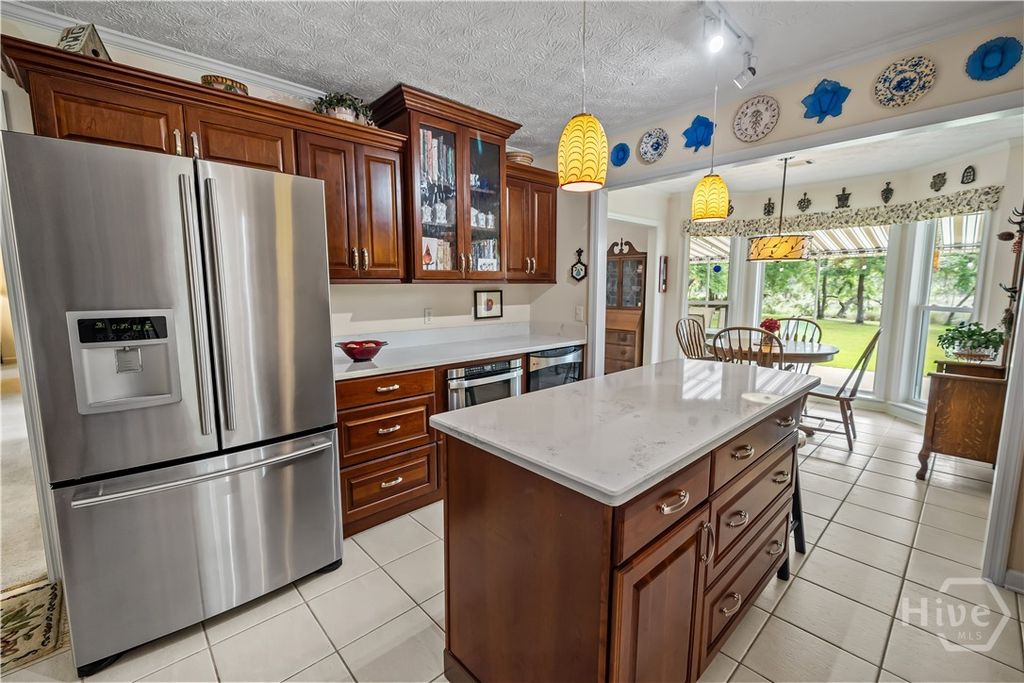 Image 21 of property listing at 791 Turkey Trot Trl, Richmond Hill, GA 31324