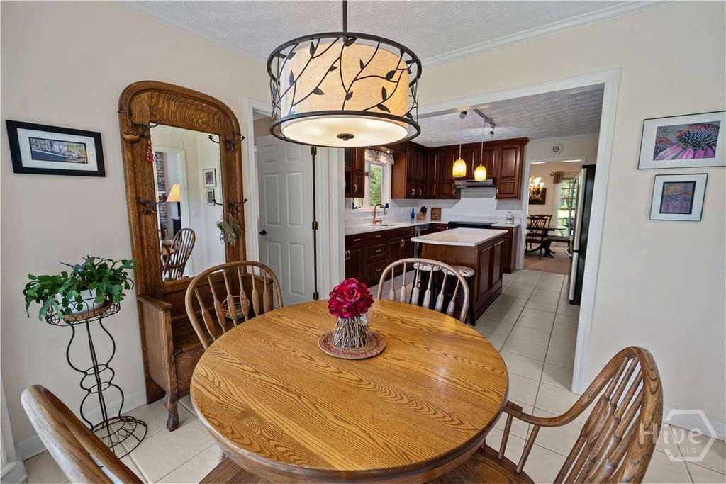 Image 24 of property listing at 791 Turkey Trot Trl, Richmond Hill, GA 31324