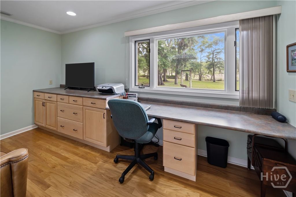 Image 46 of property listing at 791 Turkey Trot Trl, Richmond Hill, GA 31324