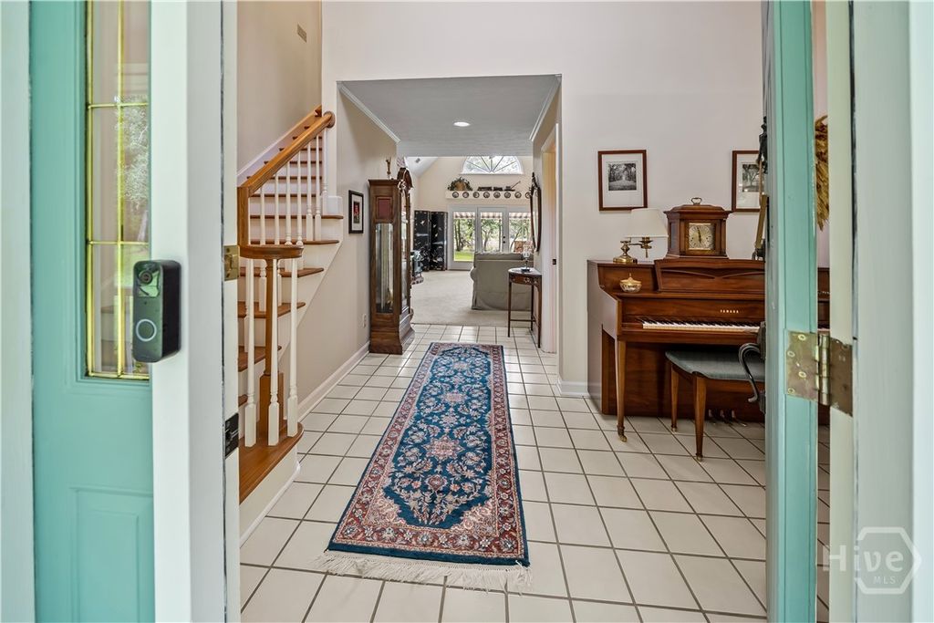 Image 8 of property listing at 791 Turkey Trot Trl, Richmond Hill, GA 31324