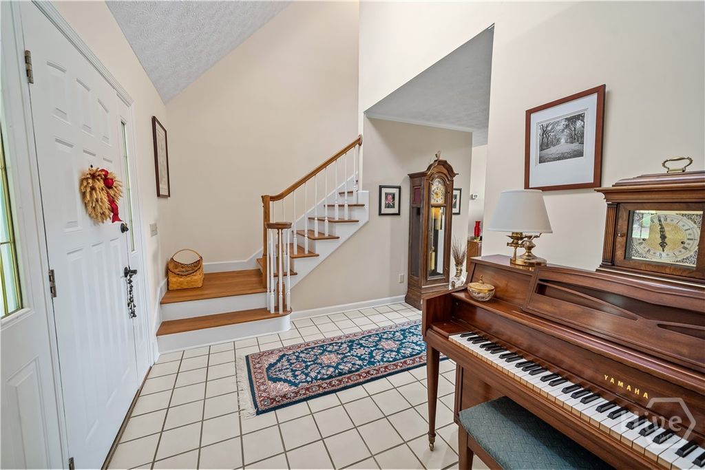 Image 9 of property listing at 791 Turkey Trot Trl, Richmond Hill, GA 31324