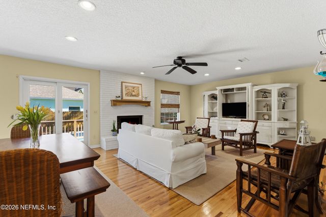 3001 1ST Street S, Jacksonville Beach, FL 32250