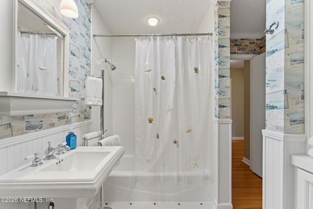 3001 1ST Street S, Jacksonville Beach, FL 32250