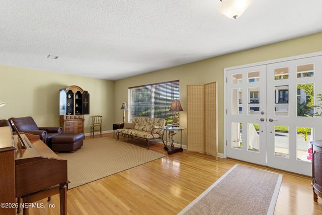 3001 1ST Street S, Jacksonville Beach, FL 32250