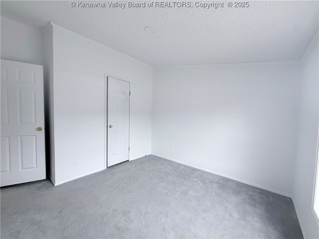 66 N Red Oak Drive, Cottageville, WV 25239