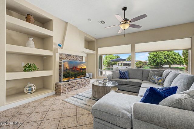 440 E CRESCENT Place, Chandler, AZ 85249