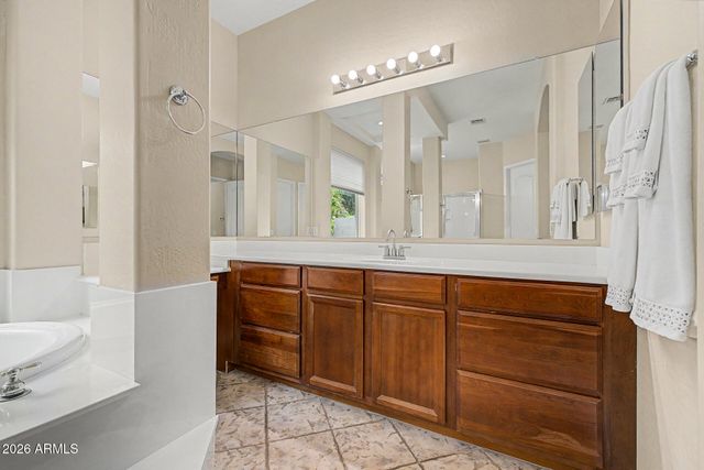440 E CRESCENT Place, Chandler, AZ 85249