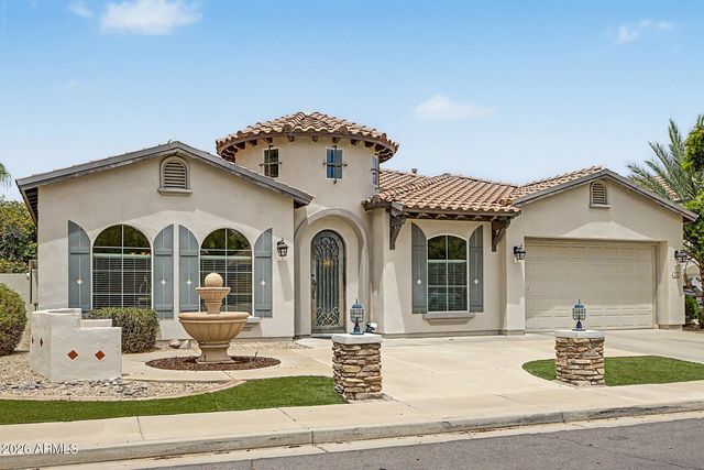 440 E CRESCENT Place, Chandler, AZ 85249