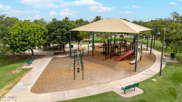 440 E CRESCENT Place, Chandler, AZ 85249