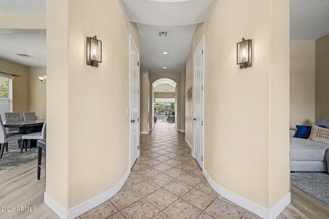 440 E CRESCENT Place, Chandler, AZ 85249