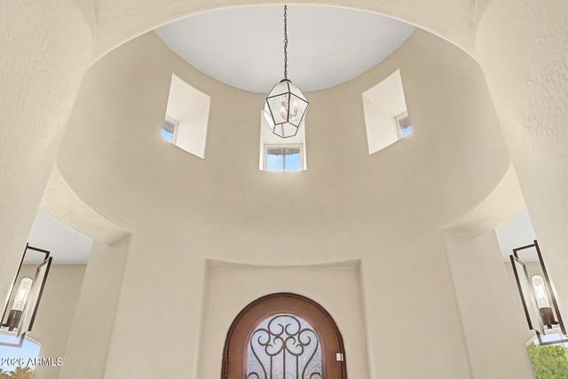 440 E CRESCENT Place, Chandler, AZ 85249