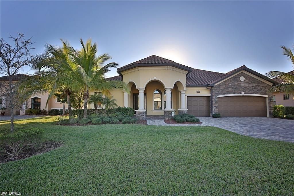 9461 Italia WAY, Naples, FL 34113