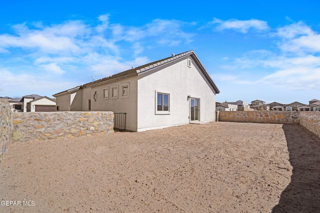 13151 Emerald Hills Avenue, Horizon City, TX 79928