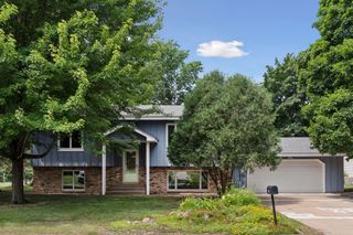 4801 Kent Drive, Shoreview, MN 55126