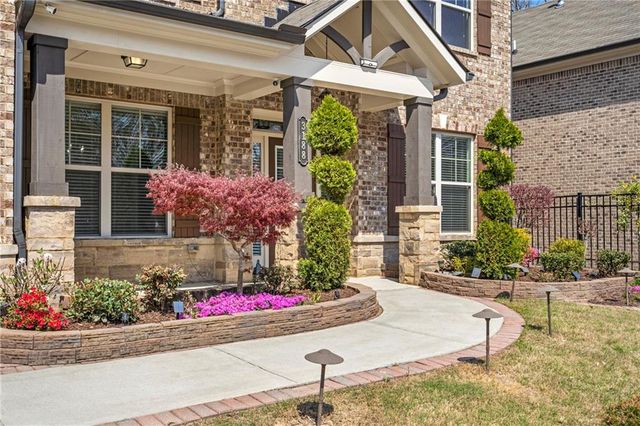 3188 Ivy Crossing Drive, Buford, GA 30519